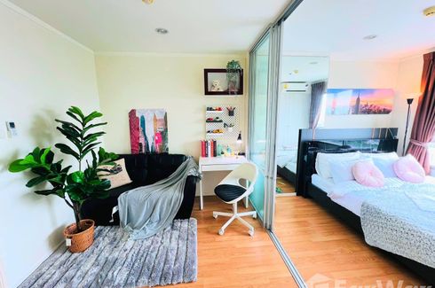 1 Bedroom Condo for sale in Wong Sawang, Bangkok