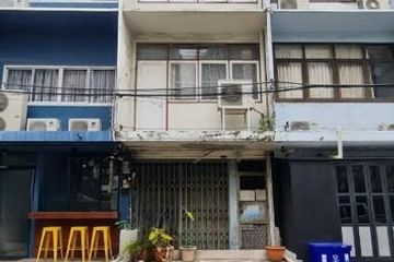 Commercial for sale in Phra Khanong, Bangkok near BTS Phra Khanong