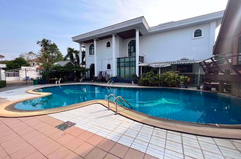 6 Bedroom House for sale in Pong, Chonburi