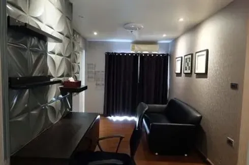 2 Bedroom Condo for rent in The Escape Building B, Bang Chak, Bangkok near BTS Punnawithi