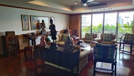 3 Bedroom Condo for sale in Oriental Towers, Khlong Tan Nuea, Bangkok near BTS Thong Lo