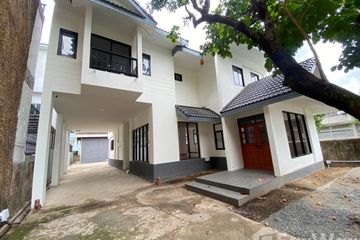 4 Bedroom House for rent in Wat Ket, Chiang Mai