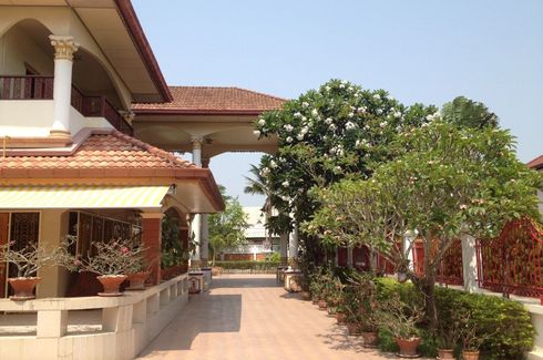 4 Bedroom House for sale in Ban Siriporn 2, Nong Chom, Chiang Mai