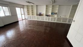 4 Bedroom Townhouse for rent in Khlong Toei, Bangkok