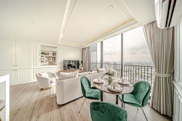 3 Bedroom Condo for sale in C Ekkamai, Khlong Tan Nuea, Bangkok near BTS Ekkamai