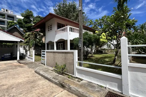 4 Bedroom Villa for rent in Nai Harn Villa, Rawai, Phuket