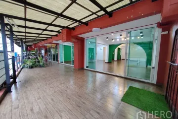 Commercial for rent in Phra Khanong, Bangkok near BTS Phra Khanong