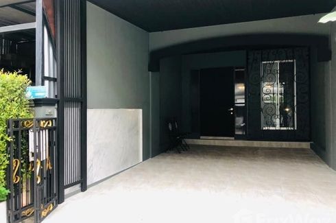 3 Bedroom Townhouse for rent in Baan Klang Muang Rama 9 - Krungthep Kreetha, Saphan Sung, Bangkok