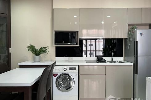 2 Bedroom Condo for rent in Trapezo Sukhumvit 16, Khlong Toei, Bangkok near MRT Queen Sirikit National Convention Centre