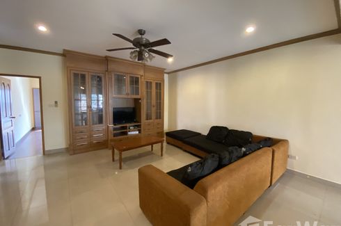 2 Bedroom Apartment for rent in El Patio, Khlong Toei Nuea, Bangkok near MRT Sukhumvit