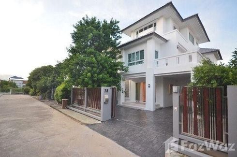 4 Bedroom House for sale in Ruanrom Housing, Dokmai, Bangkok