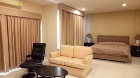 2 Bedroom Condo for rent in Hive Taksin, Khlong Ton Sai, Bangkok near BTS Wongwian Yai