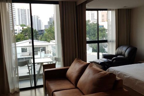 1 Bedroom Condo for rent in Liv At 49, Khlong Tan Nuea, Bangkok near BTS Thong Lo