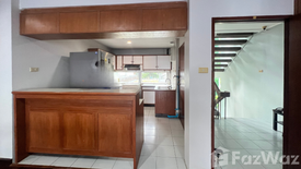 2 Bedroom Apartment for rent in Imperial Gardens Apartment, Khlong Toei Nuea, Bangkok near MRT Phetchaburi