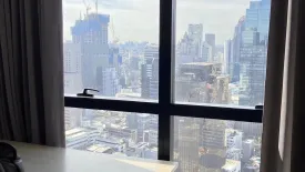 1 Bedroom Condo for rent in Si Phraya, Bangkok near MRT Sam Yan