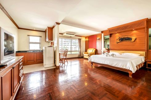 Condo for rent in Nana 50sqm Studio Sukhumvit 4, Khlong Toei, Bangkok near BTS Nana