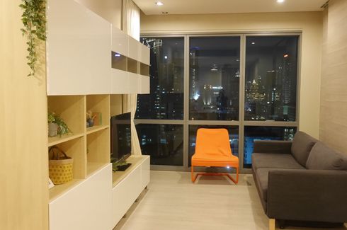 1 Bedroom Condo for rent in The Room Sukhumvit 21, Khlong Toei Nuea, Bangkok near MRT Sukhumvit