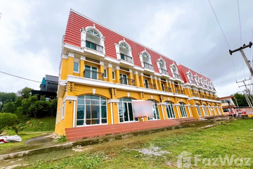 3 Bedroom Townhouse for sale in Ban Noen, Phetchabun