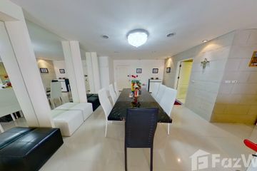 1 Bedroom Condo for sale in Nusa State Tower Condominium, Silom, Bangkok near BTS Surasak