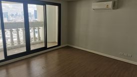 1 Bedroom Condo for sale in Nusa State Tower Condominium, Silom, Bangkok near BTS Surasak