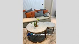 2 Bedroom Condo for sale in Si Phraya, Bangkok near BTS Chong Nonsi