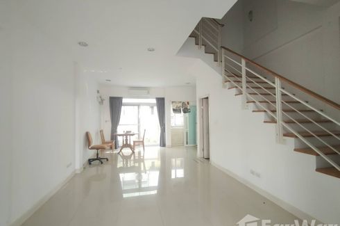 3 Bedroom Townhouse for sale in Baan Klang Muang Urbanion Rama 9-Ladprao, Wang Thonglang, Bangkok near MRT Lat Phrao