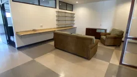 3 Bedroom Apartment for rent in Tippy Court, Khlong Tan Nuea, Bangkok near BTS Phrom Phong