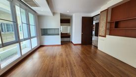 3 Bedroom Condo for rent in Khlong Tan Nuea, Bangkok