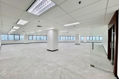 Office for rent in Ital Thai Tower, Bang Kapi, Bangkok near MRT Phetchaburi