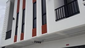 3 Bedroom Townhouse for rent in Ratsada, Phuket