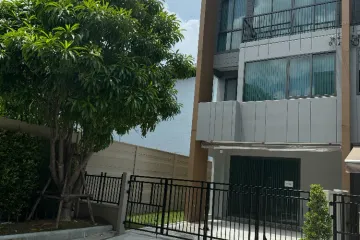 3 Bedroom Townhouse for rent in Baan Klang Muang Sukhumvit 77, Suan Luang, Bangkok near BTS On Nut