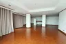3 Bedroom Condo for rent in Baan Yen Akard, Chong Nonsi, Bangkok near MRT Lumpini