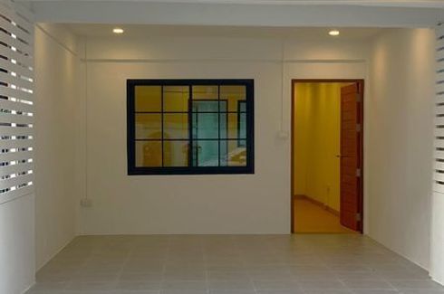 2 Bedroom Townhouse for sale in Ram Inthra, Bangkok near MRT Ram Inthra Km.6