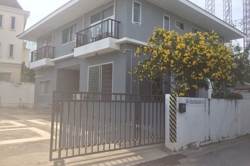 6 Bedroom House for rent in Thung Song Hong, Bangkok