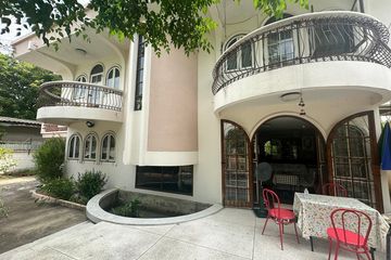 6 Bedroom House for sale in Bang Chak, Bangkok near BTS Punnawithi