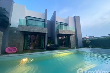 9 Bedroom Villa for sale in Si Kan, Bangkok