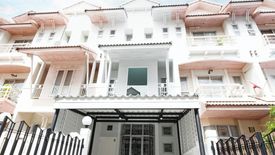 4 Bedroom Townhouse for sale in Baanrimsuan Donmueang, Don Mueang, Bangkok