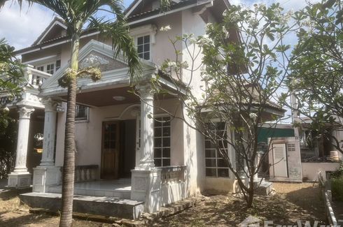 3 Bedroom House for sale in Si Kan, Bangkok