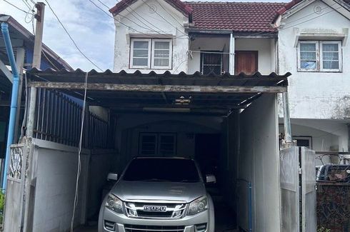 2 Bedroom Townhouse for sale in Don Mueang, Bangkok