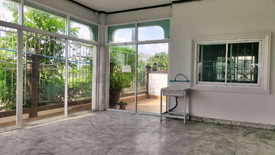 4 Bedroom House for sale in Baan Burapha Villa 12, Don Mueang, Bangkok