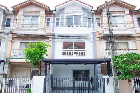 3 Bedroom Townhouse for sale in Thung Song Hong, Bangkok