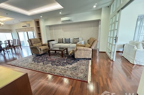 5 Bedroom House for rent in Khlong Toei, Bangkok
