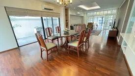 5 Bedroom House for rent in Khlong Toei, Bangkok
