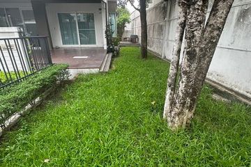 3 Bedroom House for sale in Dokmai, Bangkok