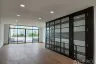 Office for rent in Dokmai, Bangkok