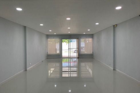 4 Bedroom Townhouse for rent in Suan Luang, Bangkok near MRT Phatthanakan