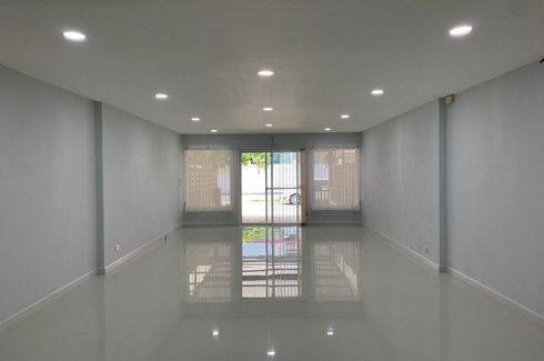 4 Bedroom Townhouse for rent in Suan Luang, Bangkok near MRT Phatthanakan