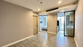 1 Bedroom Condo for sale in The Room Sathorn - TanonPun, Silom, Bangkok near BTS Surasak