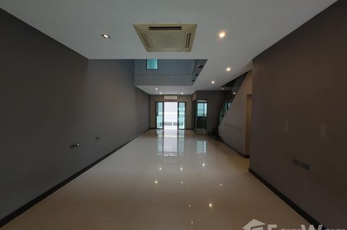 3 Bedroom Townhouse for sale in The Landmark Ekamai-Ramindra, Lat Phrao, Bangkok