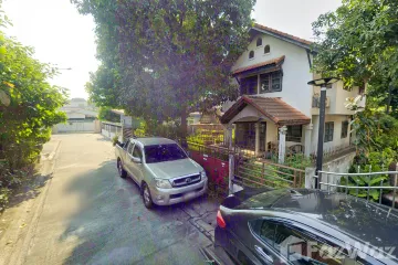 4 Bedroom House for sale in Talat Bang Khen, Bangkok